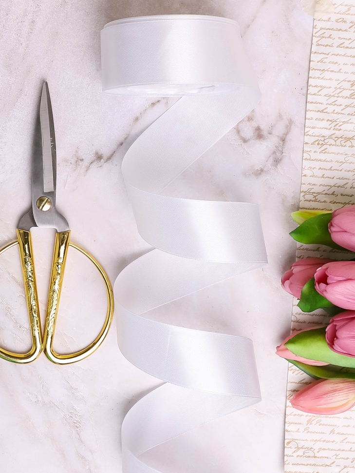 Лента атласная 40мм х 25 ярд JD белый Лента атласная 40мм х 25 ярд JD белый