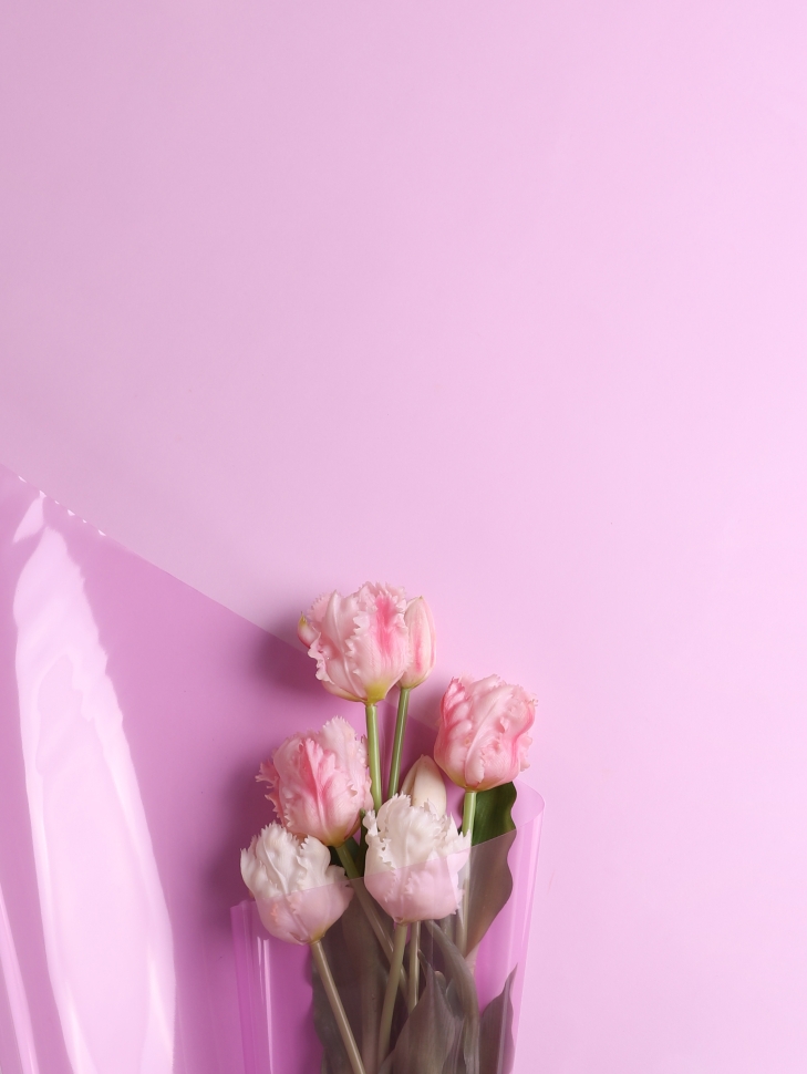 Пленка цветная 45 мкм 58см х 10м гласс сиреневый Пленка цветная 45 мкм 58см х 10м гласс сиреневый