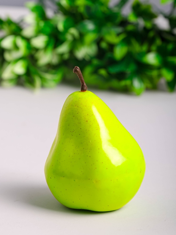 Груша 10см зеленая Груша 10см зеленая