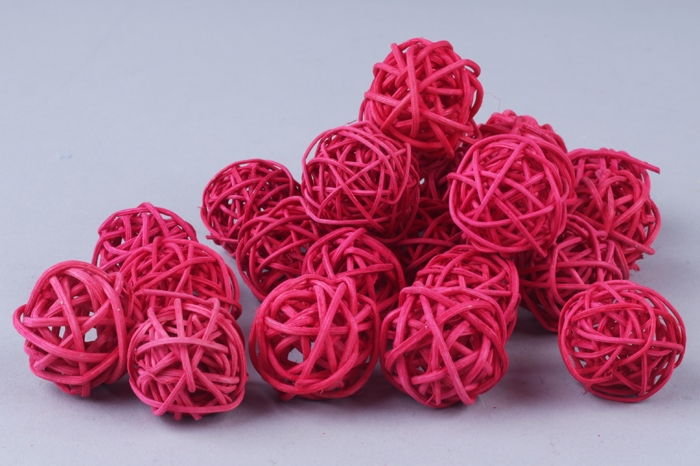 Шар из ротанга 3см, 24шт. красный Шар из ротанга 3см, 24шт. красный