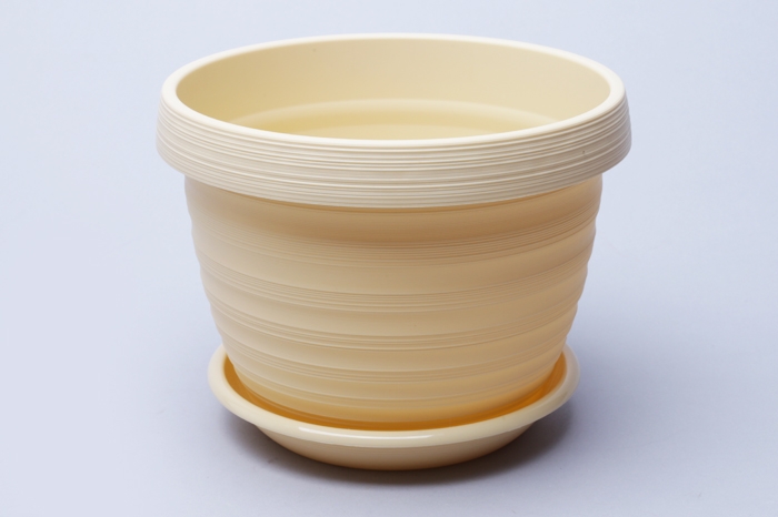 Горшок пластик Толедо D17 2,0л с поддоном крем Горшок пластик Толедо D17 2,0л с поддоном крем