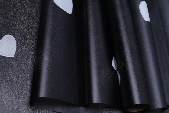 Пленка матовая 58смх10м сердца черный Пленка матовая 58смх10м сердца черный