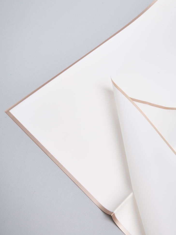 Пленка матовая 58смх58см 10 листов 50мкм кант Розовое золото, белый Пленка матовая 58смх58см 10 листов 50мкм кант Розовое золото, белый