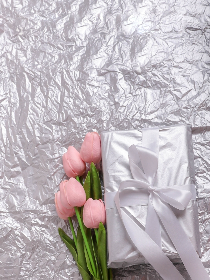 Бумага тишью  50х66см,10 лист. серебро