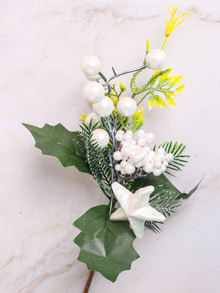 Бутоньерка Новогодняя 25см 34397 Бутоньерка Новогодняя 25см 34397