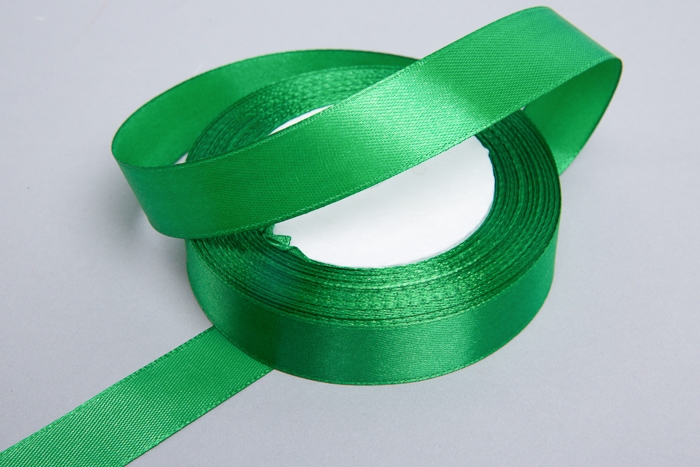Лента атласная 20мм х 25ярд JD зеленый Лента атласная 20мм х 25ярд JD зеленый