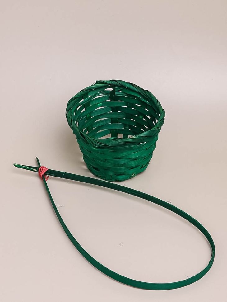 Кашпо плетеное бамбук D13x9.5/28см зеленый + ручка Кашпо плетеное бамбук D13x9.5/28см зеленый + ручка